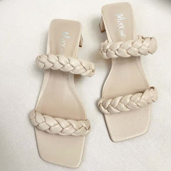 NWB Boho Cottagecore Beige Braided Sandal Heels - Picture 4 of 9